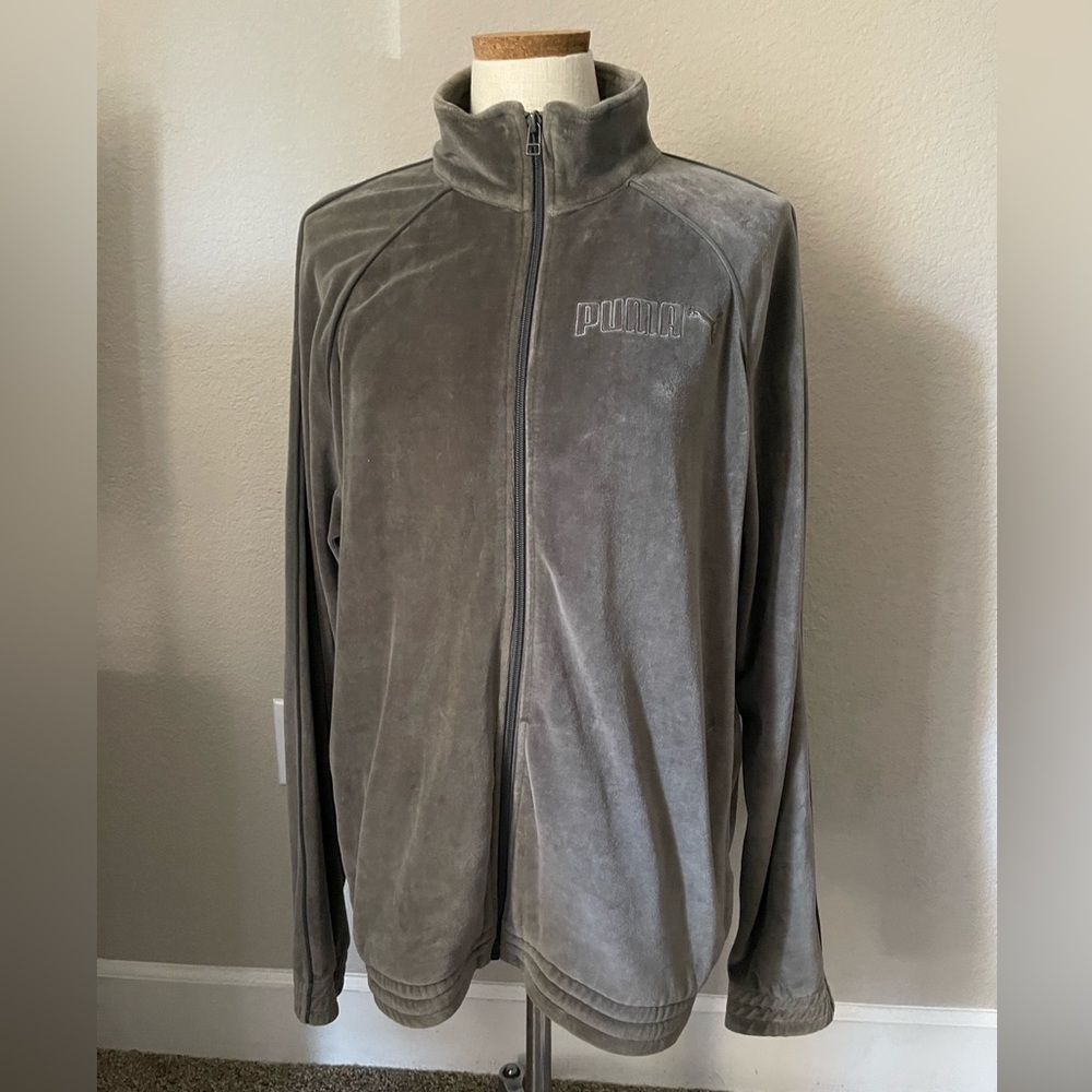 Vintage PUMA velvet sweater